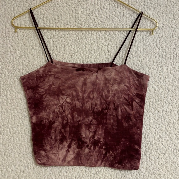 🩷Bungee-Strap Crop Cami (Burgundy) - Picture 3 of 14